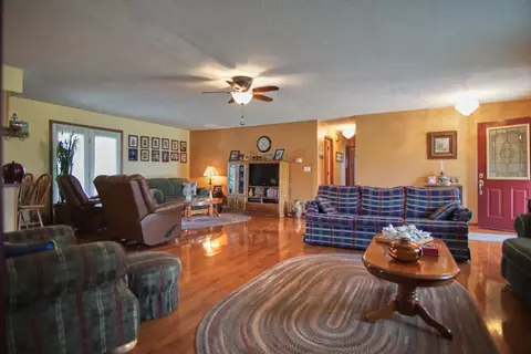98 Fall Lick Rd, Lancaster, KY 40444 photo 10