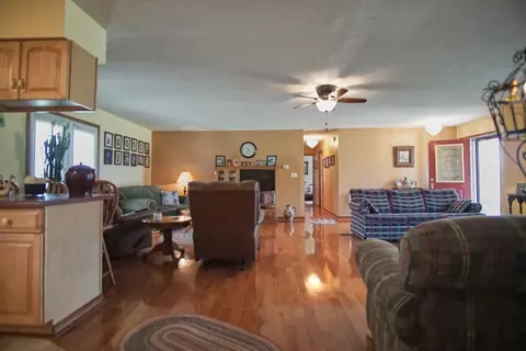98 Fall Lick Rd, Lancaster, KY 40444 photo 7