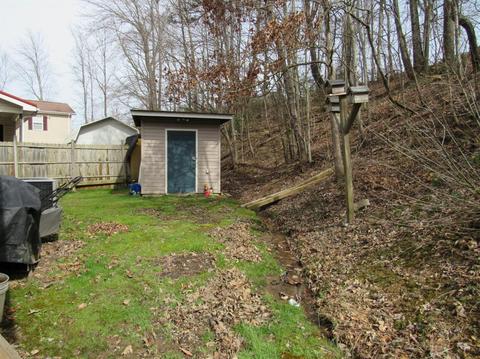 221 Hatfield, Corbin, KY 40701 photo 8
