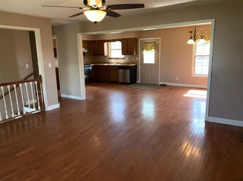 7450 Todd St, Corbin, KY 40701 photo 3