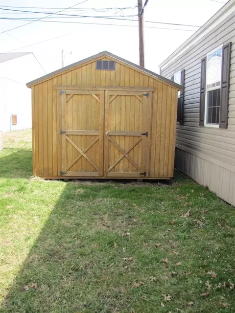 201 Baugh St, Berea, KY 40403 photo 3