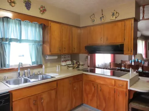 95 Mooreland Dr, Gray, KY 40734 photo 8