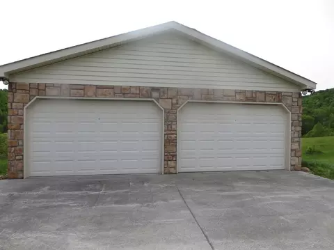 95 Mooreland Dr, Gray, KY 40734 photo 4