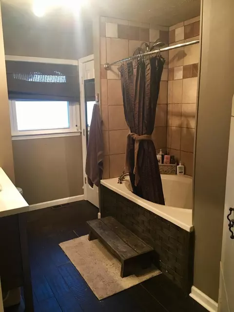 204 Vanhook Ct, Berea, KY 40403 photo 8
