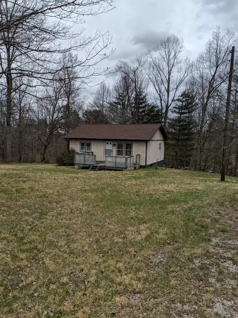 195 Devils Neck Rd, Corbin, KY 40701 photo 1