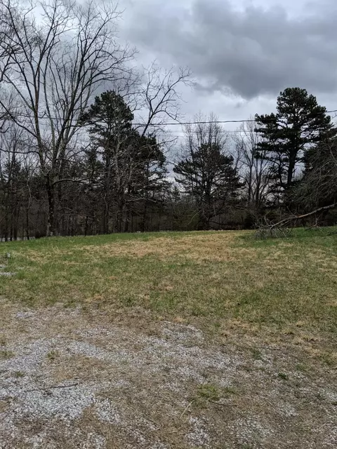 195 Devils Neck Rd, Corbin, KY 40701 photo 2