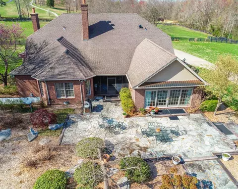 429 Alsip Trl, Corbin, KY 40701 photo 12