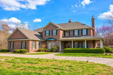 429 Alsip Trl, Corbin, KY 40701 photo 2