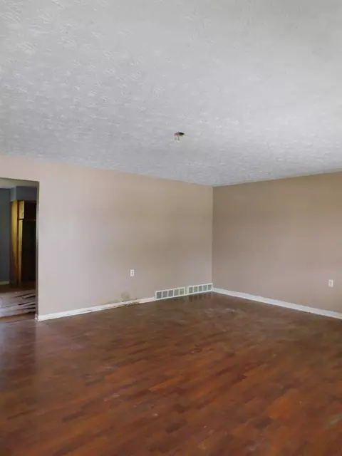 1502 Elm, Corbin, KY 40701 photo 2