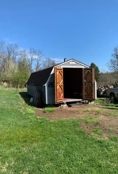136 Fred Day Rd, Lancaster, KY 40444 photo 4