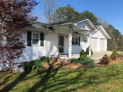 714 Eberle Rd, Mckee, KY 40447 photo 3