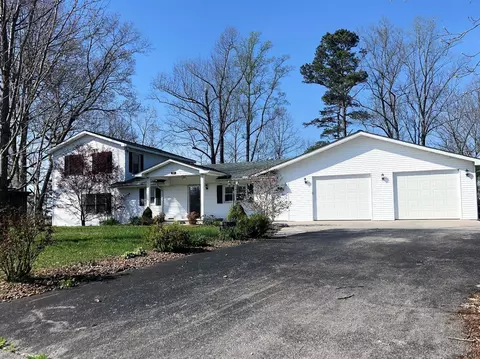 714 Eberle Rd, Mckee, KY 40447 photo 1