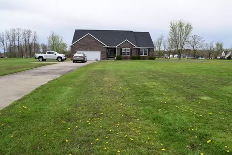 1211 Ellington Loop, Morehead, KY 40351 photo 2