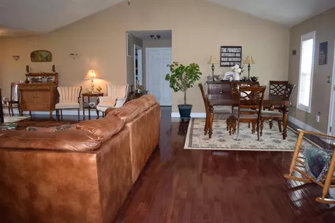 1211 Ellington Loop, Morehead, KY 40351 photo 6