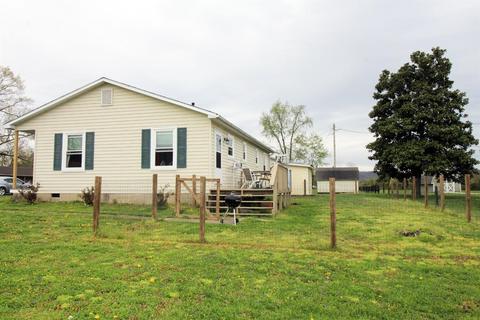 146 Cox St, Stanton, KY 40380 photo 4