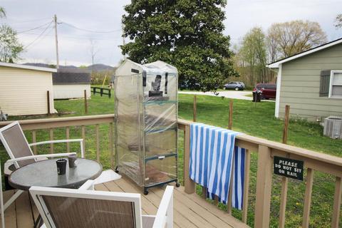 146 Cox St, Stanton, KY 40380 photo 11