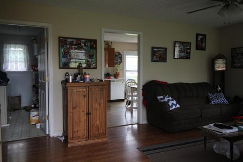 146 Cox St, Stanton, KY 40380 photo 7