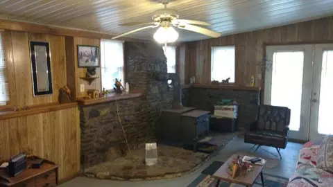 463 Upper Calloway Loop, Mount Vernon, KY 40456 photo 3