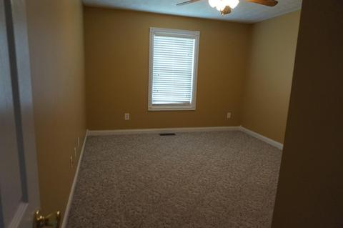 208 Clay Ave, Lancaster, KY 40444 photo 25