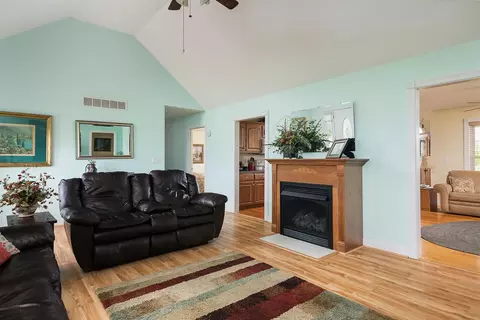 166 Clay Ave, Lancaster, KY 40444 photo 5