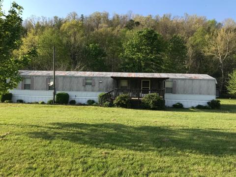 180 Lantern Dr, Grayson, KY 41143 photo 1