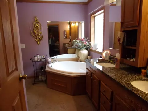 225 Valley View Dr, Coldiron, KY 40819 photo 38