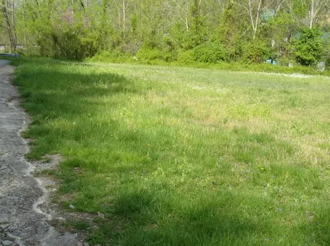 225 Valley View Dr, Coldiron, KY 40819 photo 16