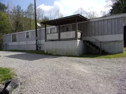 225 Valley View Dr, Coldiron, KY 40819 photo 8