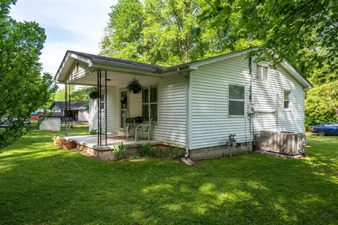 205 Kennedy Ave, Corbin, KY 40701 photo 2