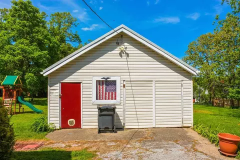 111 E Broadway, Richmond, KY 40475 photo 11