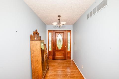 336 Farmbrook Cir, Frankfort, KY 40601 photo 6