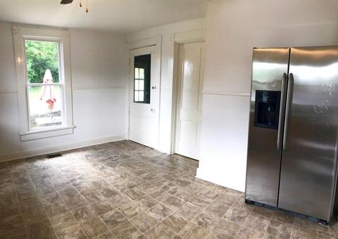 728 E College St, Georgetown, KY 40324 photo 8
