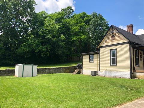 728 E College St, Georgetown, KY 40324 photo 2