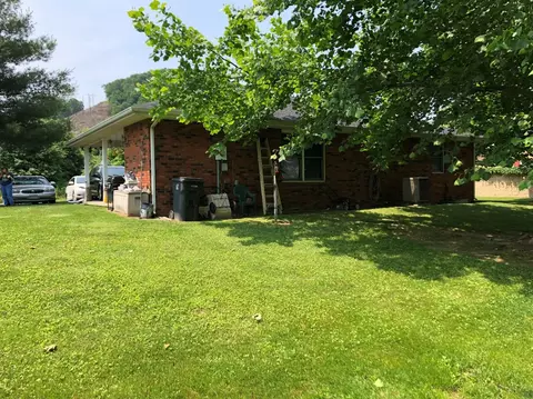 111 Dillon Dr, Morehead, KY 40351 photo 4