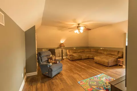 399 Northside Dr, Midway, KY 40347 photo 5