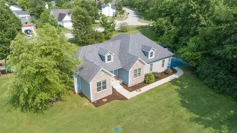 399 Northside Dr, Midway, KY 40347 photo 8