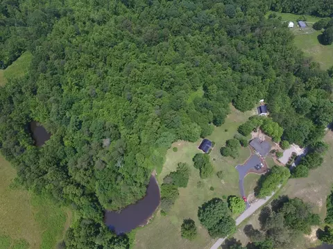 909 Hazel Fork Rd, Corbin, KY 40701 photo 3