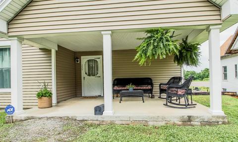155 E Main St, Paris, KY 40361 photo 3