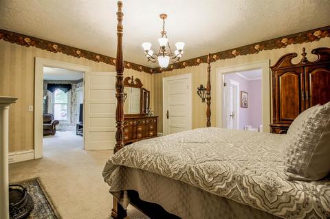 155 E Main St, Paris, KY 40361 photo 9