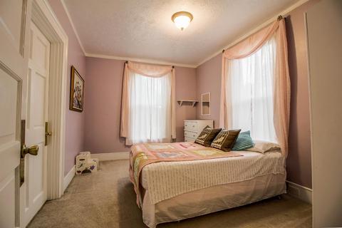 155 E Main St, Paris, KY 40361 photo 10