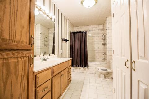 155 E Main St, Paris, KY 40361 photo 4