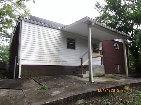 1509 Madison Ave, Corbin, KY 40701 photo 3