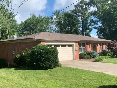 1112 Circle Dr, Corbin, KY 40701 photo 3