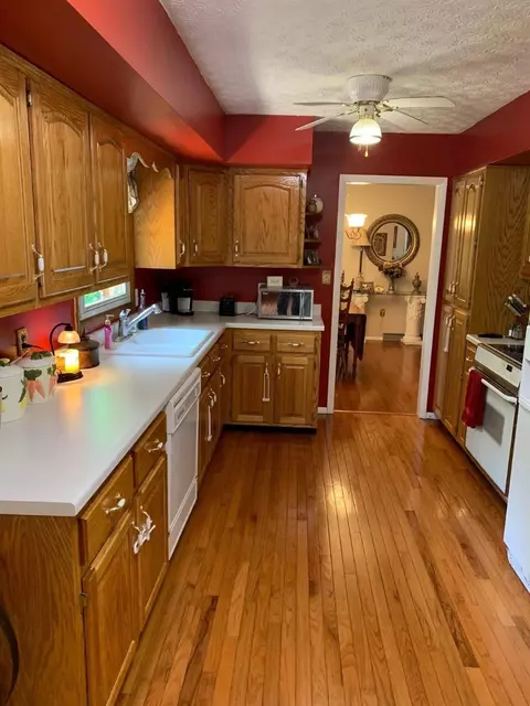 1112 Circle Dr, Corbin, KY 40701 photo 8