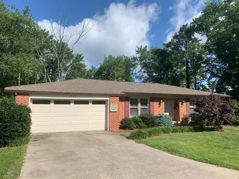 1112 Circle Dr, Corbin, KY 40701 photo 2