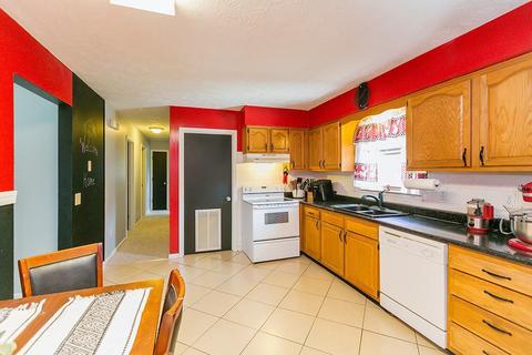 102 Jonathan Dr, Richmond, KY 40475 photo 9