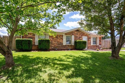 102 Jonathan Dr, Richmond, KY 40475 photo 1