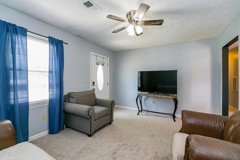 102 Jonathan Dr, Richmond, KY 40475 photo 4