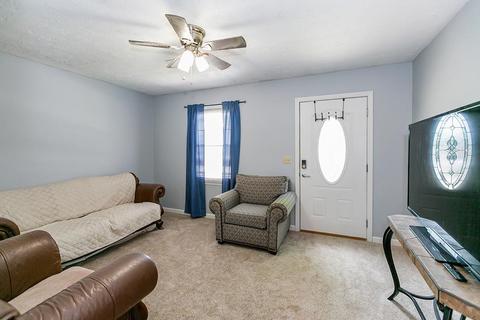 102 Jonathan Dr, Richmond, KY 40475 photo 3