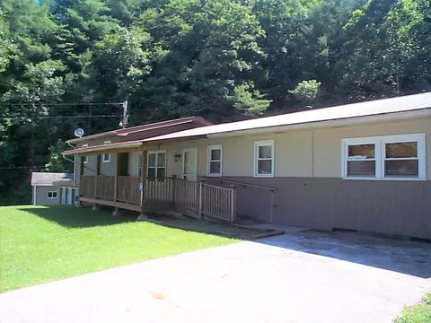 3490 Bluestone Rd, Morehead, KY 40351 photo 2